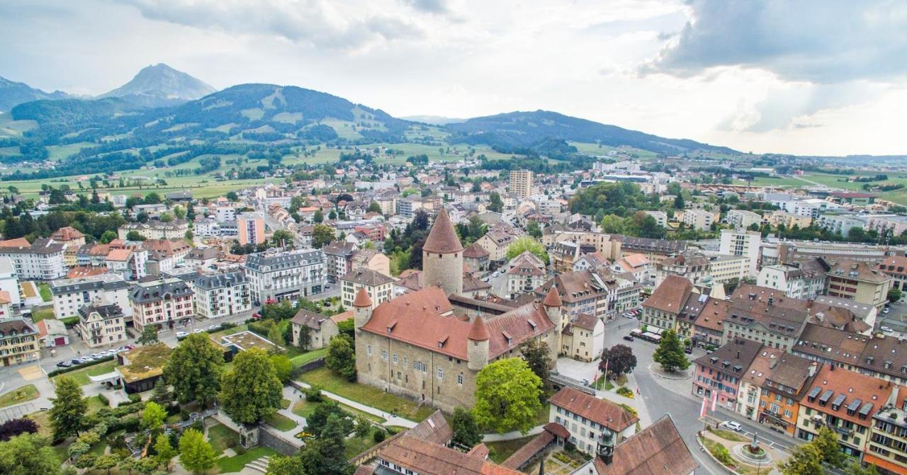Hotel Des Alpes Bulle Center Екстериор снимка