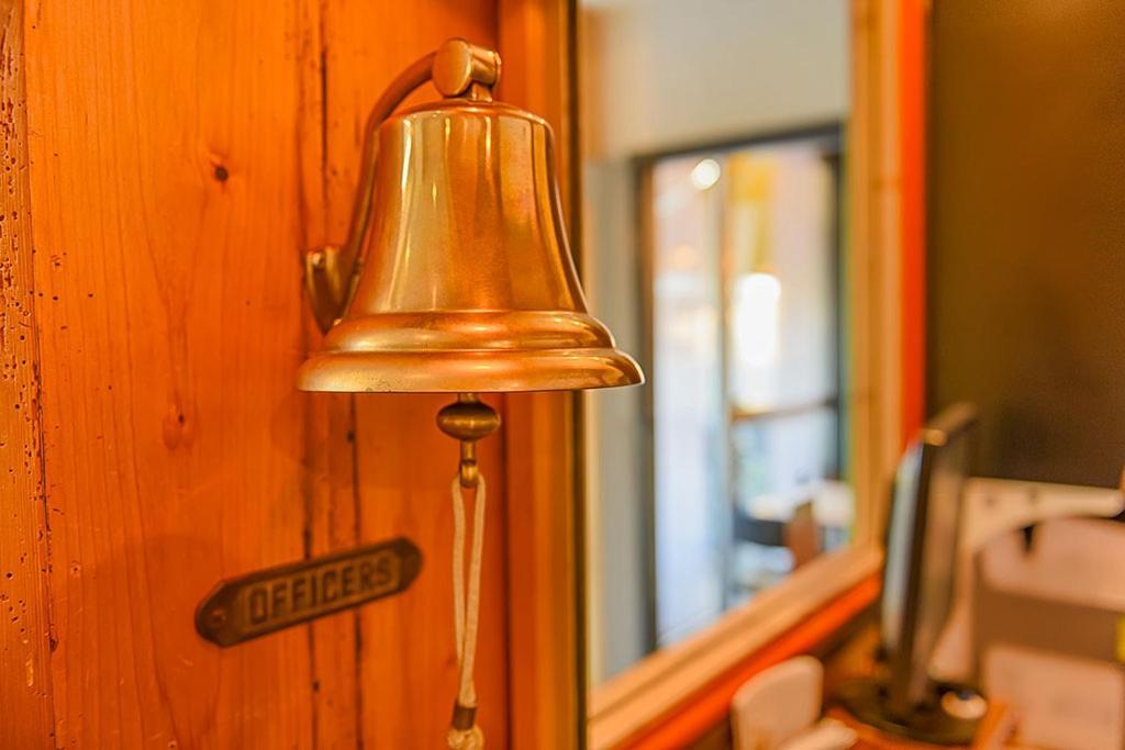 Hotel Des Alpes Bulle Center Екстериор снимка