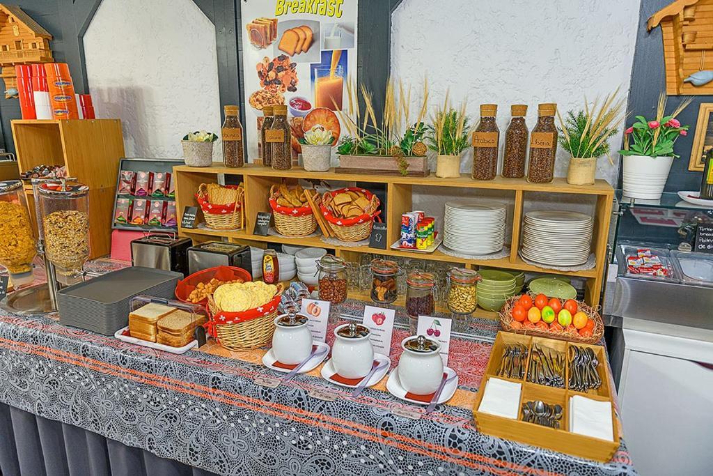 Hotel Des Alpes Bulle Center Екстериор снимка